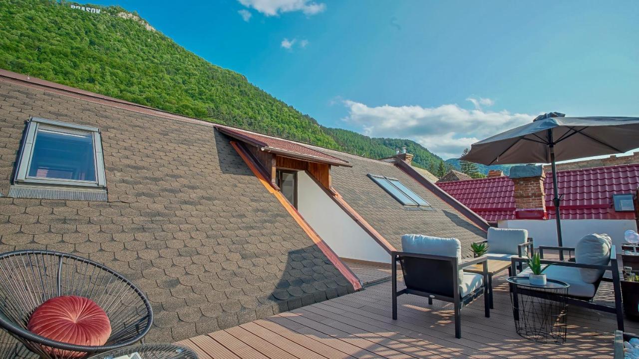 Rooftop Proprety With Large Terrace & Stunning Views - 브라쇼브 외부 사진