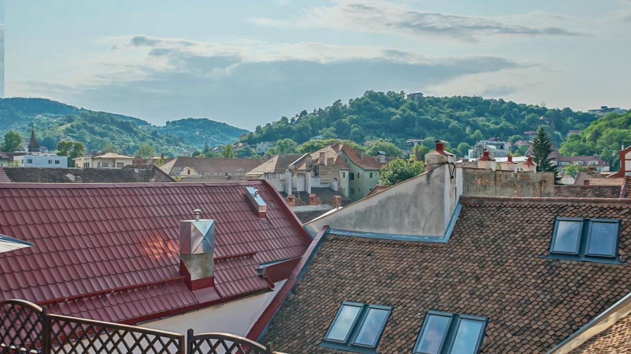 Rooftop Proprety With Large Terrace & Stunning Views - 브라쇼브 외부 사진